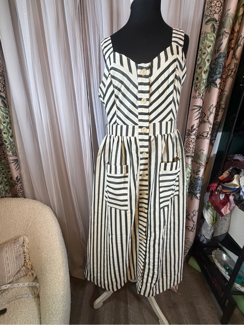 entro Black and Cream Striped Button-Front Dress